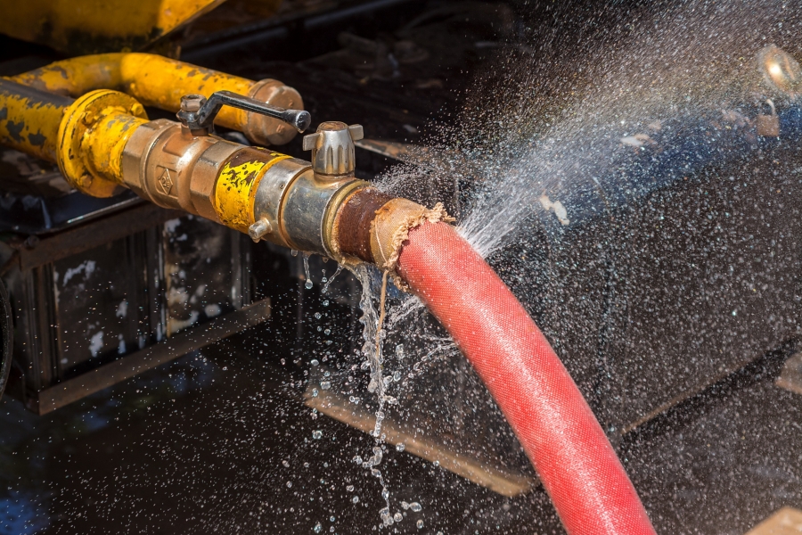 Clean Up Pipe, Hose & Hydraulic Line Leaks Expert Advice