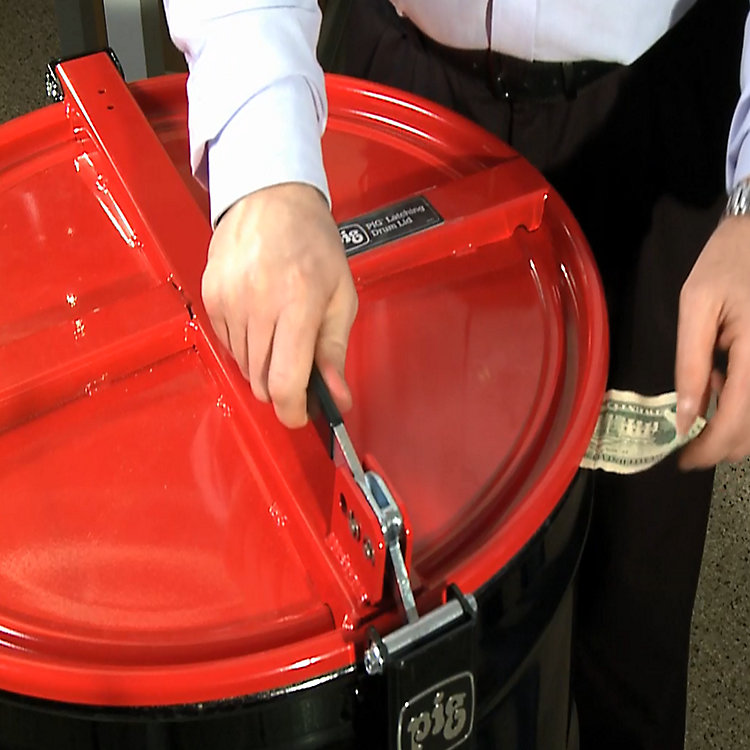No Nuts, No Bolts, No Fuss — Operate PIG Drum Lids with One Hand